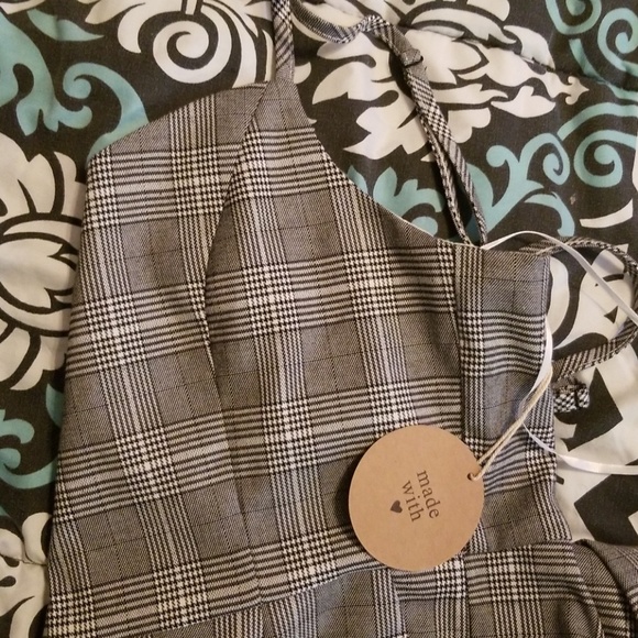 NWT Fashion Nova Plaid Jumpsuit🖤 - Picture 6 of 8